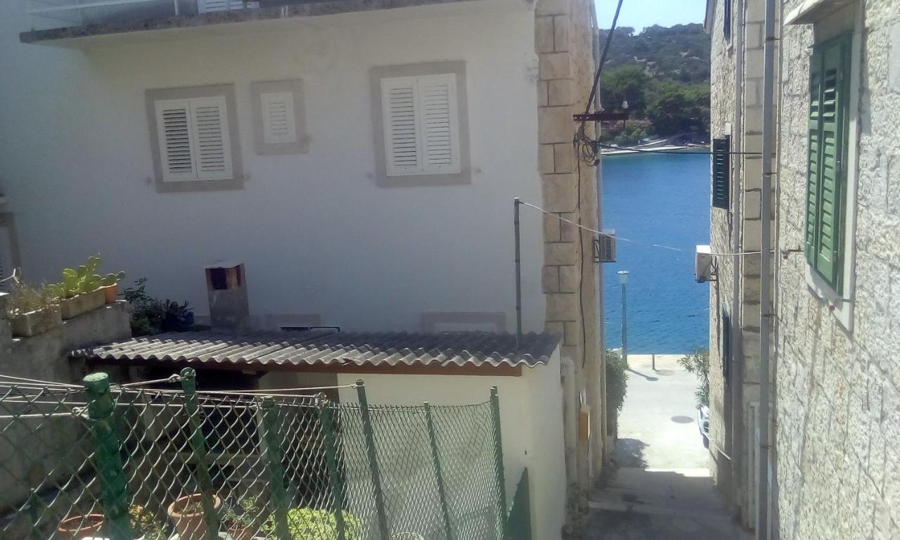 Apartment Nada Povlja  Kültér fotó