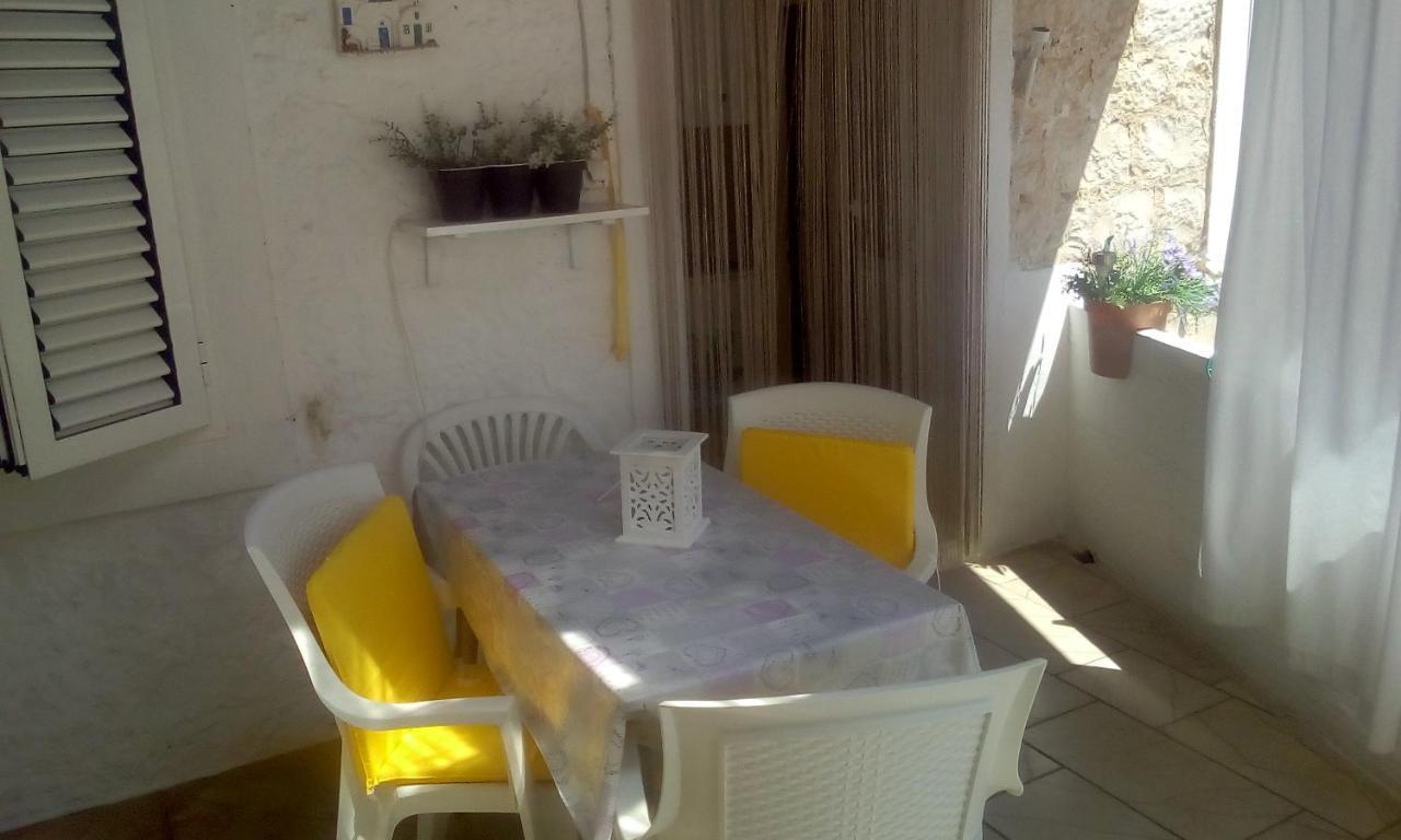 Apartment Nada Povlja  Kültér fotó